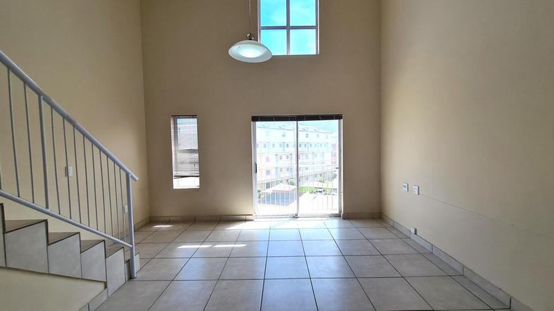 To Let 1 Bedroom Property for Rent in Muizenberg Western Cape